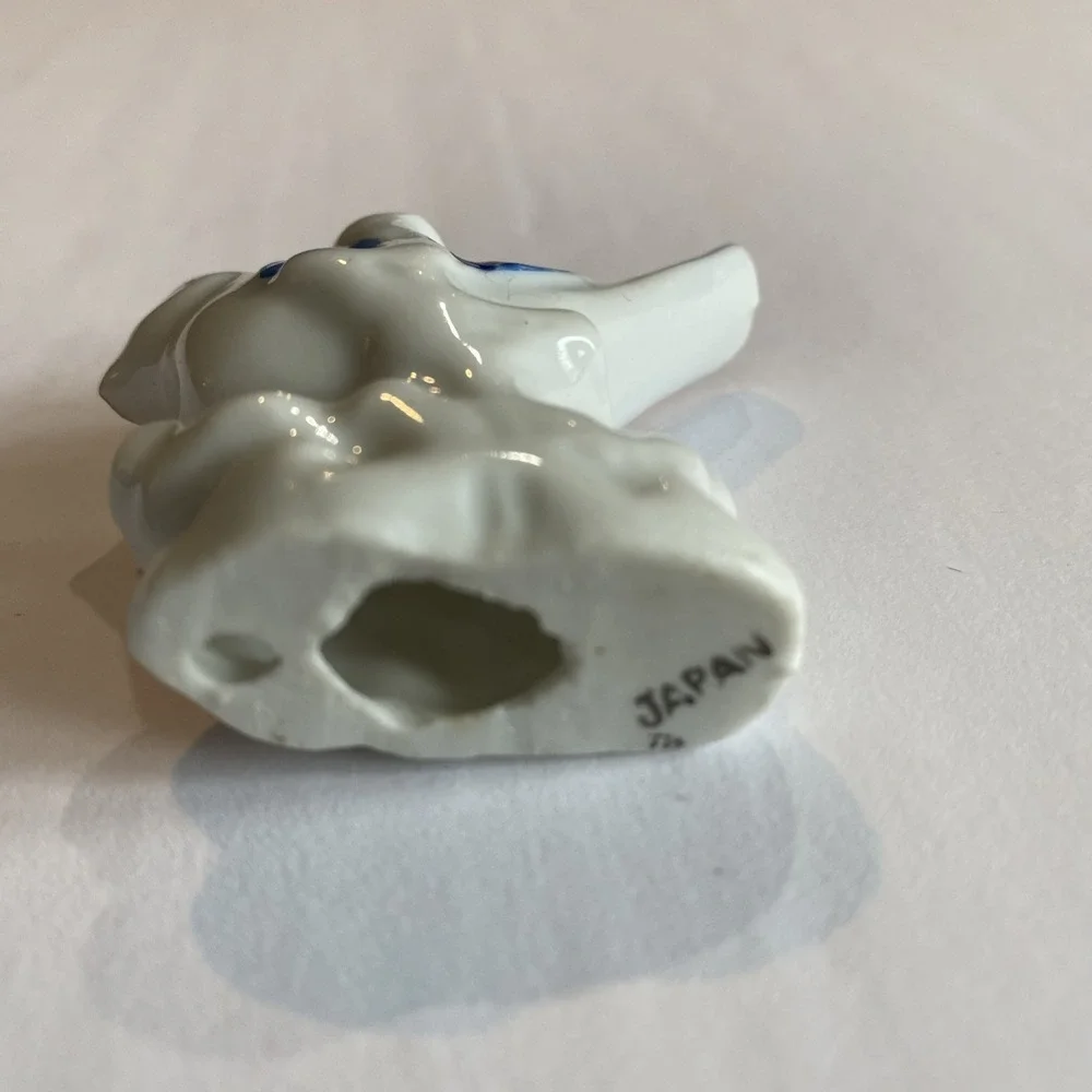Bird Figurine White Blue Wings Miniature Perched Ceramic Hand Painted Japan VTG